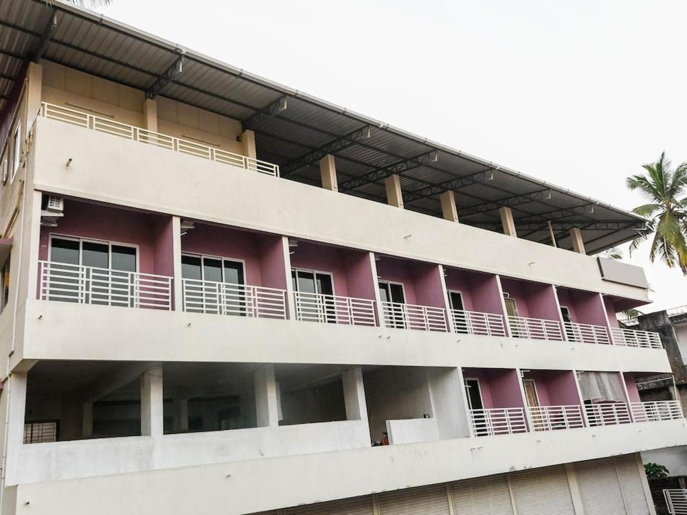 Hotel Samruddhi Lodging,Mangaluru Mulki Esterno foto